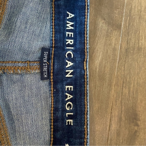 Cute and comfortable American Eagle denim shorts! - Picture 3 of 4